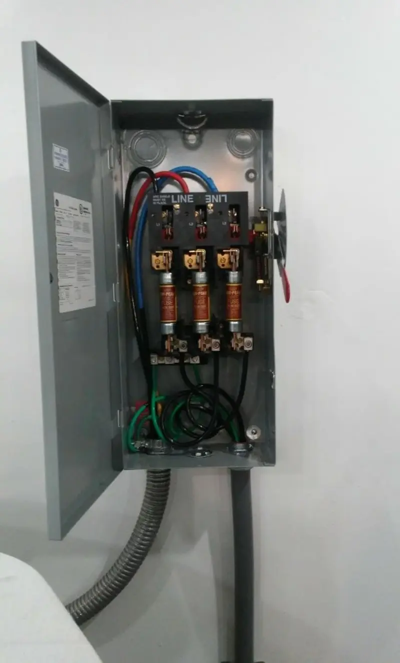 Three-phase disconnect switch installed for Smoke Detector Installation in Litchfield Park